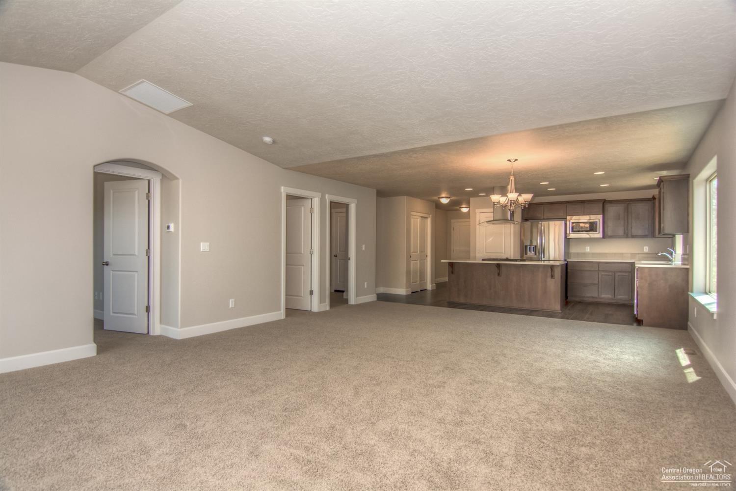 27 Elm - Residential