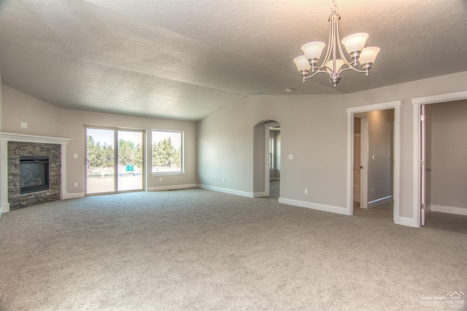 27 Elm - Residential