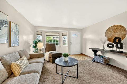 Tiny photo for 963 Colinwood Lane, Medford, OR 97501 (MLS # 220219689)