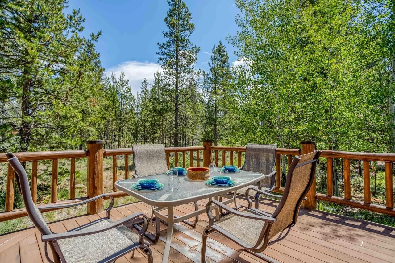 57948 Cypress Lane