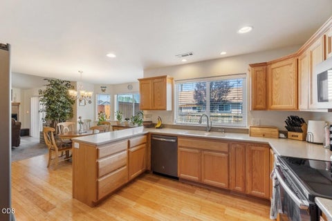 Tiny photo for 5101 Briana Drive, Klamath Falls, OR 97603 (MLS # 220226799)