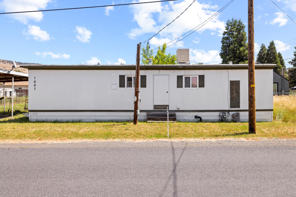 Lewis Tracts - Residential