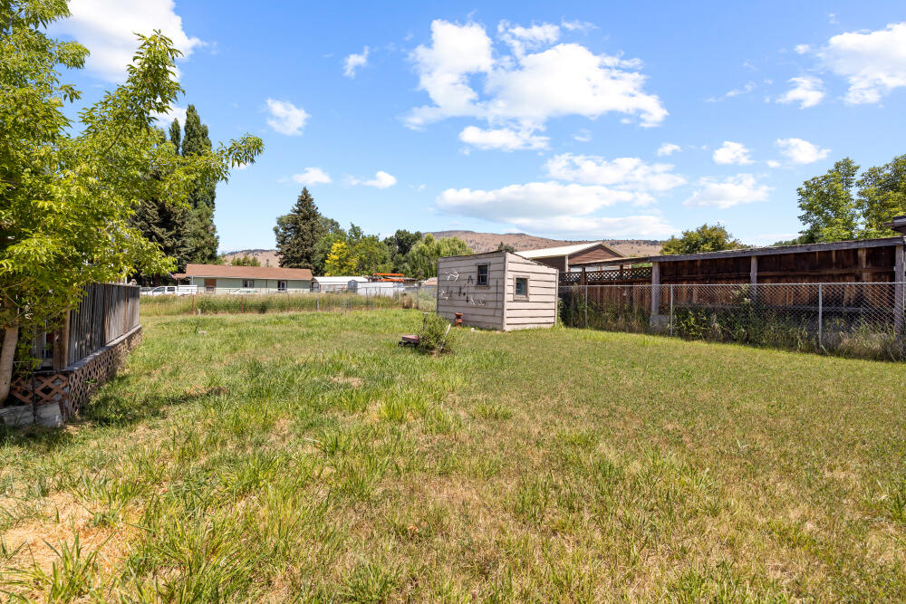 Lewis Tracts - Residential