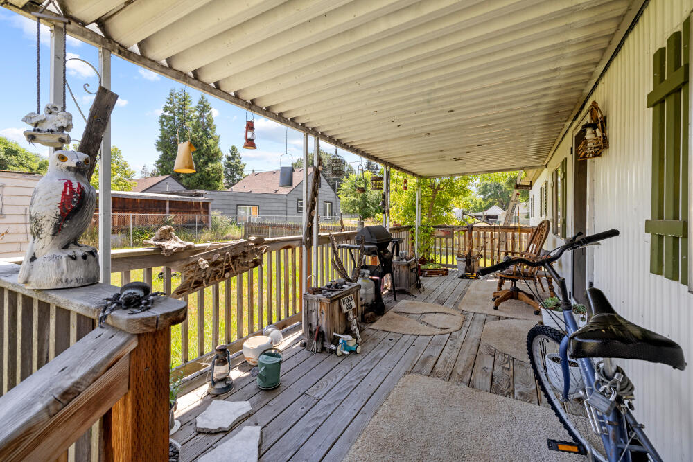 Lewis Tracts - Residential