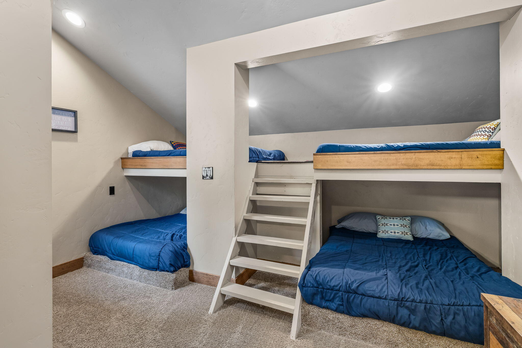 Mtn Village East - Residential