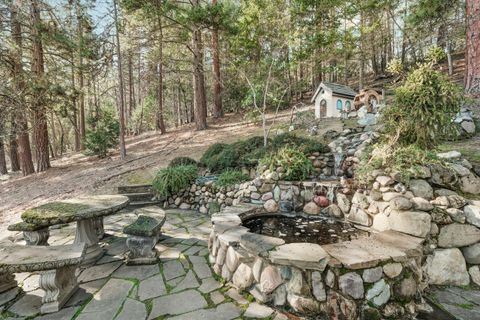 Tiny photo for 309 Granite Street, Ashland, OR 97520 (MLS # 220214060)