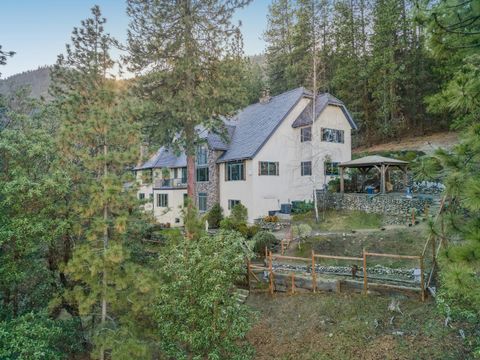 Tiny photo for 309 Granite Street, Ashland, OR 97520 (MLS # 220214060)