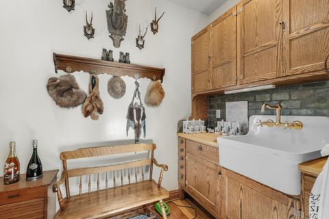 Tiny photo for 309 Granite Street, Ashland, OR 97520 (MLS # 220214060)