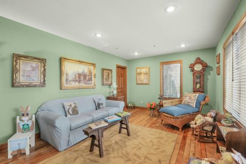 Tiny photo for 309 Granite Street, Ashland, OR 97520 (MLS # 220214060)