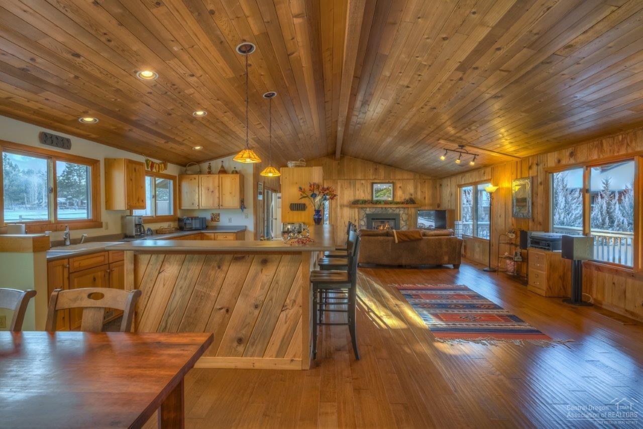 Metolius Meadows - Residential