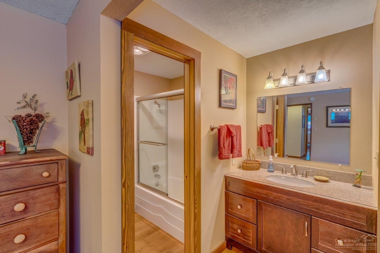 Metolius Meadows - Residential