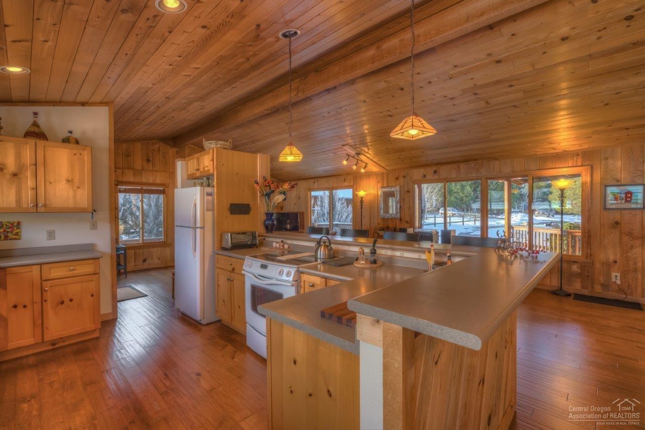 Metolius Meadows - Residential