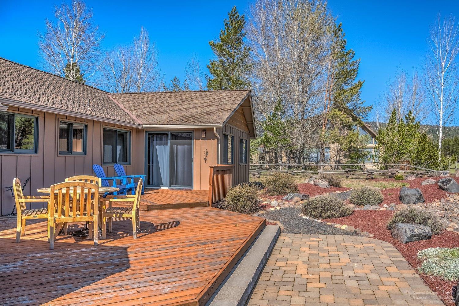 Metolius Meadows - Residential