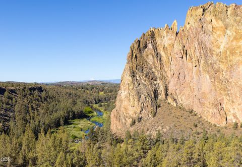 Tiny photo for 10436 NE Sage Lane, Terrebonne, OR 97760 (MLS # 220223040)