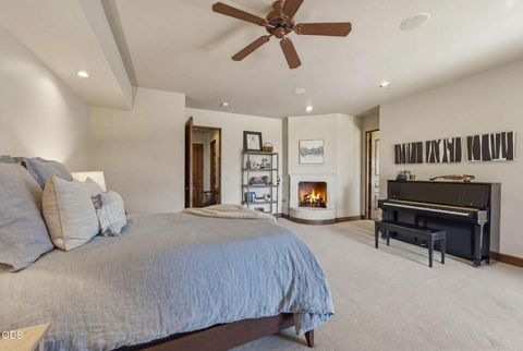 Tiny photo for 10436 NE Sage Lane, Terrebonne, OR 97760 (MLS # 220223040)