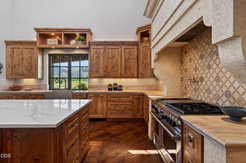 Tiny photo for 10436 NE Sage Lane, Terrebonne, OR 97760 (MLS # 220223040)