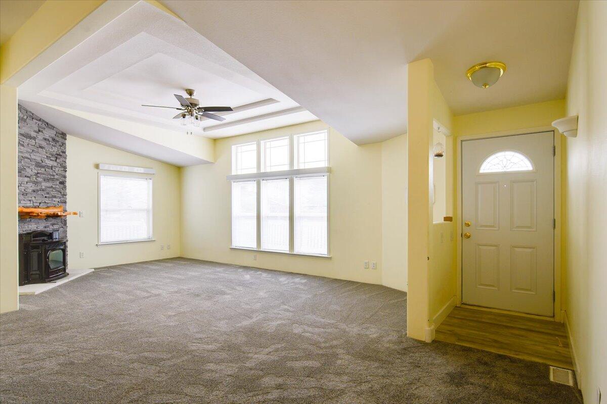 533 NE Shoshone Drive