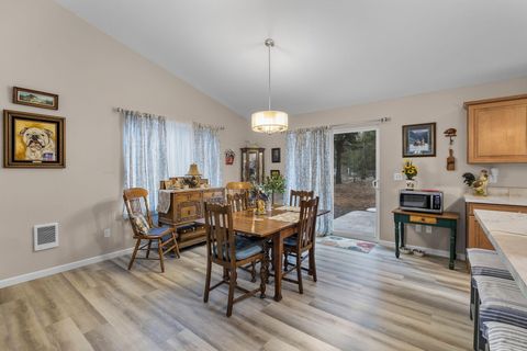 Tiny photo for 15773 Lava Drive, La Pine, OR 97739 (MLS # 220215197)