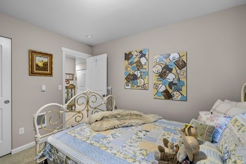 Tiny photo for 15773 Lava Drive, La Pine, OR 97739 (MLS # 220215197)