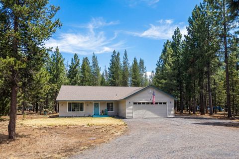 Tiny photo for 15773 Lava Drive, La Pine, OR 97739 (MLS # 220215197)