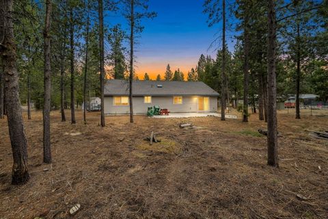 Tiny photo for 15773 Lava Drive, La Pine, OR 97739 (MLS # 220215197)