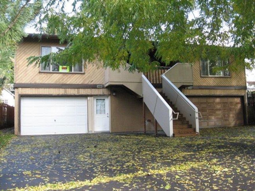 Very rare find. 3 bedroom 2 bath units in an excellent location. Each side of this wonderful duplex has 1095 square feet. Bigger than some homes. This nicely updated duplex rents quickly. Big living rooms overlook the beautiful black walnut tree. Master bedrooms and baths are very roomy. Modern Kitchens with dishwashers. Dining areas. Separate fenced yards with a bonus yard behind. Located nearby to Harbor Isles Fitness Center, Harbor Isles Golf Course, OIT, JELD-WEN and the Yacht Club. Walking distance to a wonderful park. As an added feature there is a bonus room in unit 2513 that could be an excellent home office. The room is all finished and includes a full bath and water hook up. Don't miss this opportunity. Live in one of the large units and rent out the other or rent them both.