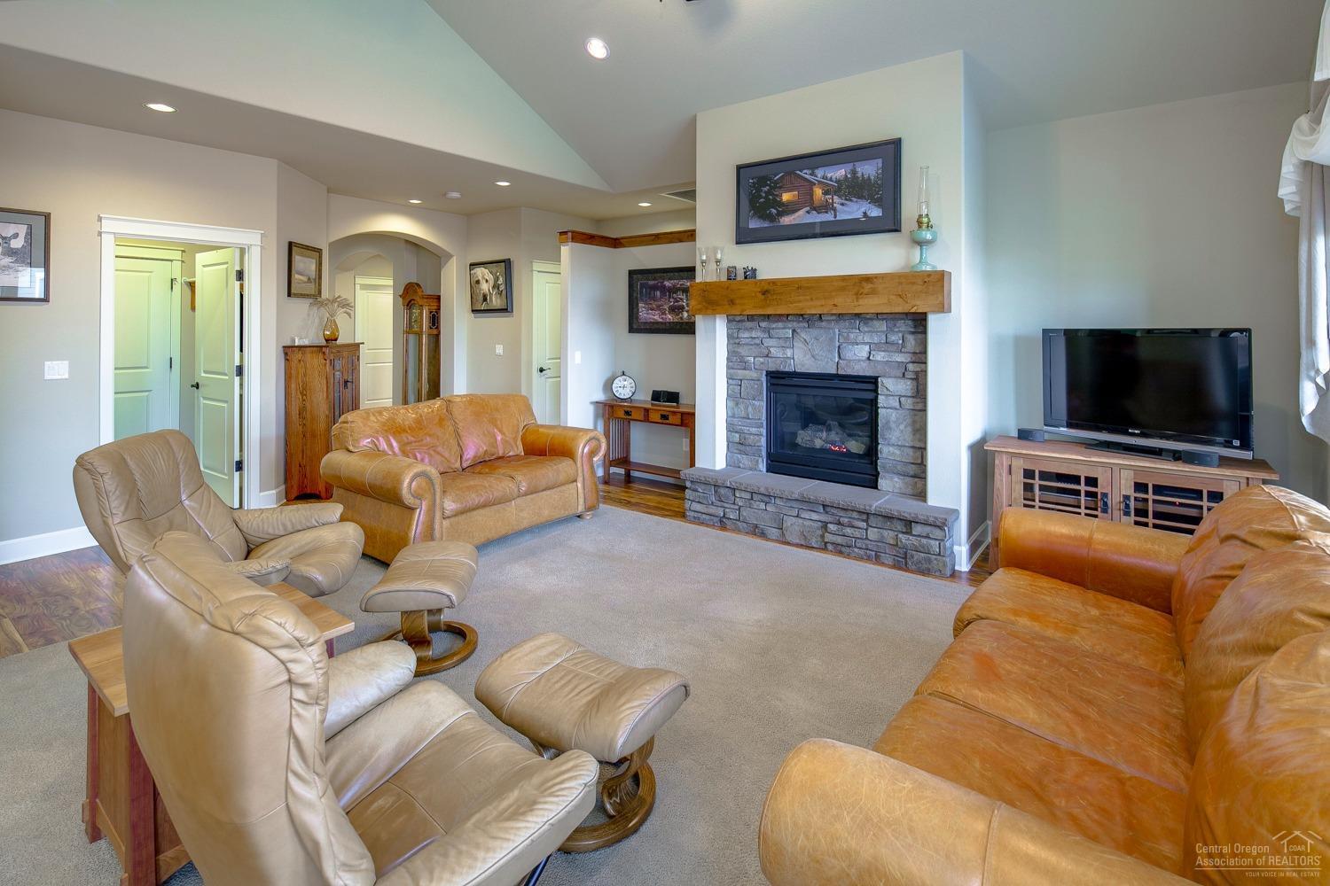 Ochoco Pointe - Residential