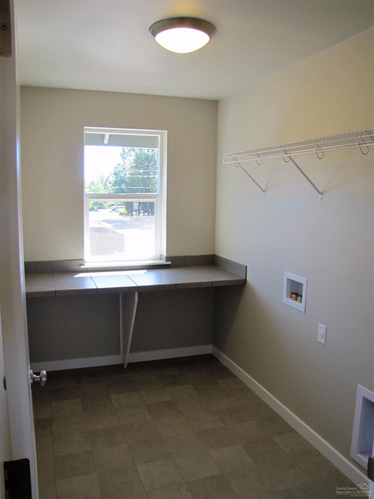 Reed Pointe - Residential