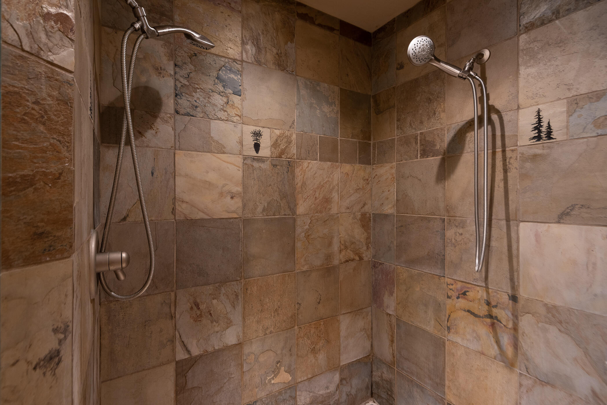 7th Mtn Golf Village - Residential