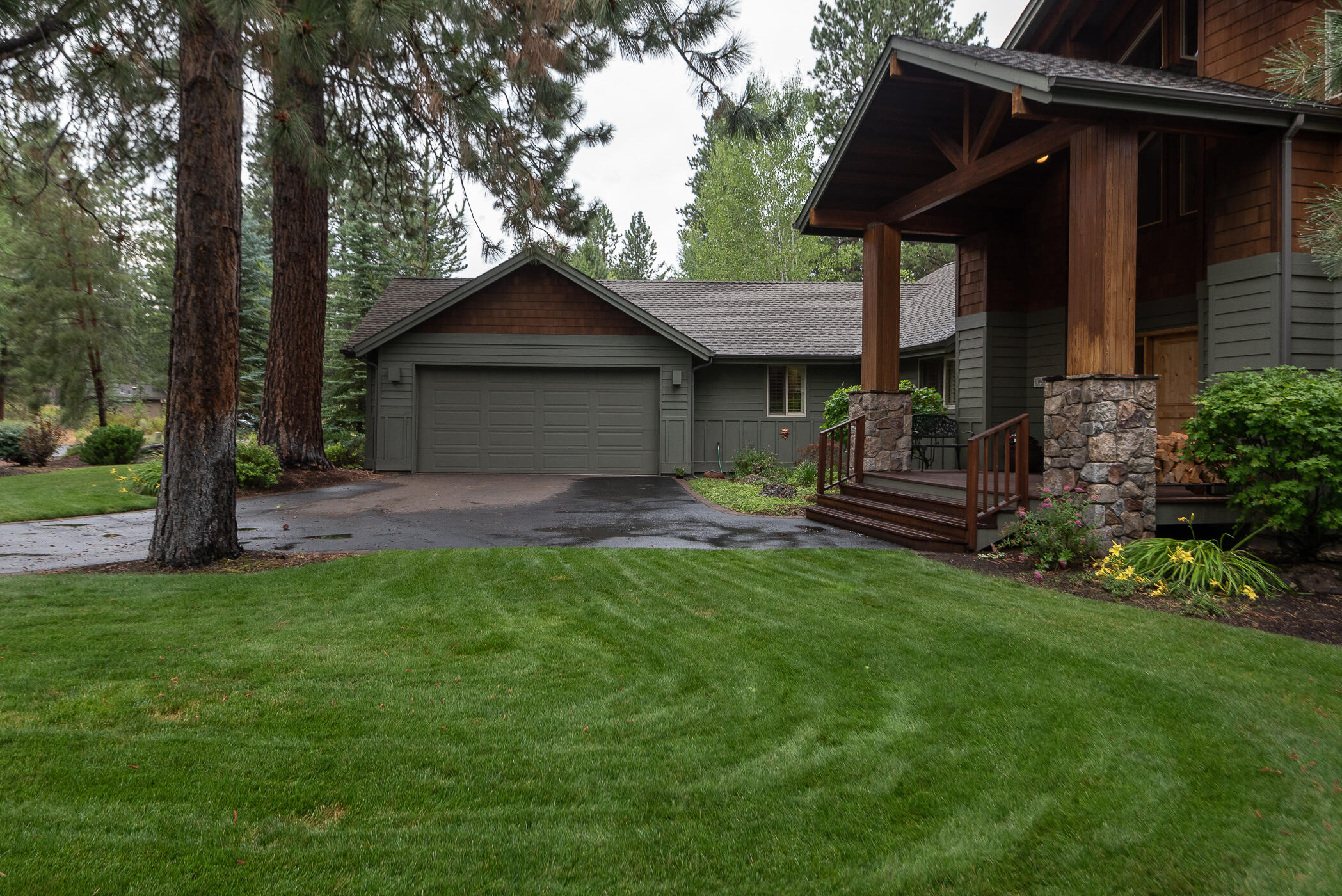 7th Mtn Golf Village - Residential