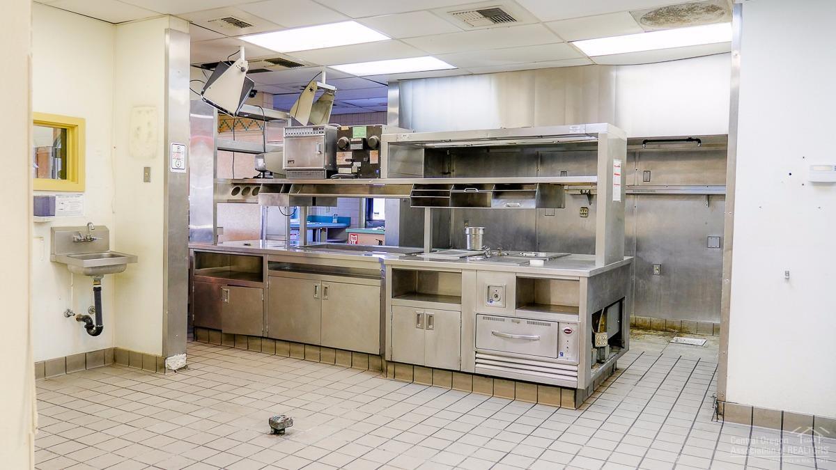 CLAB - Commercial Sale