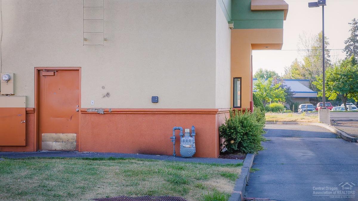 CLAB - Commercial Sale