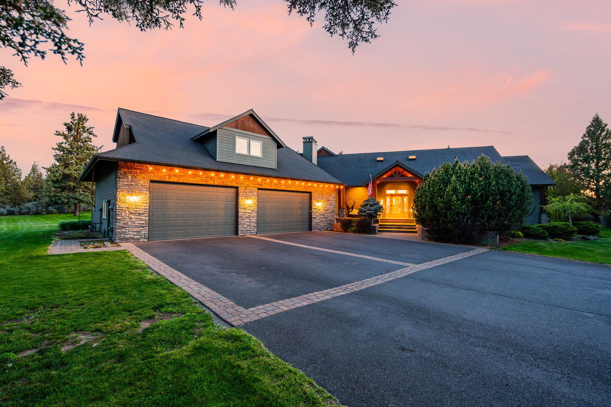 20960 Royal Oak Circle