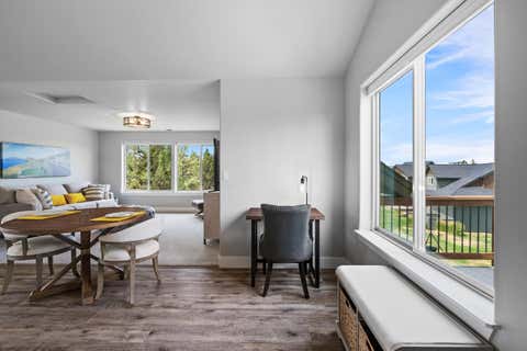 Tiny photo for 20960 Royal Oak Circle, Bend, OR 97701 (MLS # 220223128)