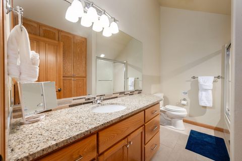 Tiny photo for 20960 Royal Oak Circle, Bend, OR 97701 (MLS # 220223128)
