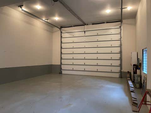 Tiny photo for 20960 Royal Oak Circle, Bend, OR 97701 (MLS # 220223128)