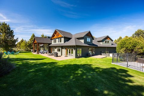 Tiny photo for 20960 Royal Oak Circle, Bend, OR 97701 (MLS # 220223128)