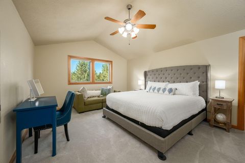 Tiny photo for 20960 Royal Oak Circle, Bend, OR 97701 (MLS # 220223128)