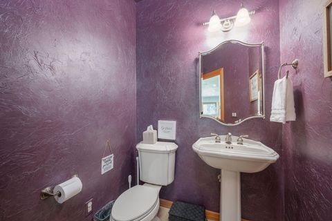 Tiny photo for 20960 Royal Oak Circle, Bend, OR 97701 (MLS # 220223128)