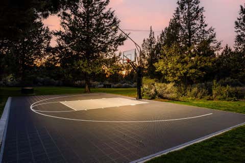 Tiny photo for 20960 Royal Oak Circle, Bend, OR 97701 (MLS # 220223128)