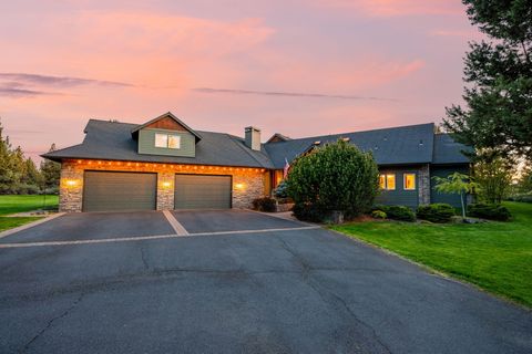 Tiny photo for 20960 Royal Oak Circle, Bend, OR 97701 (MLS # 220223128)