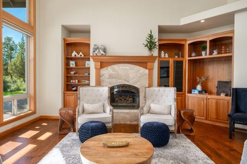 Tiny photo for 20960 Royal Oak Circle, Bend, OR 97701 (MLS # 220223128)