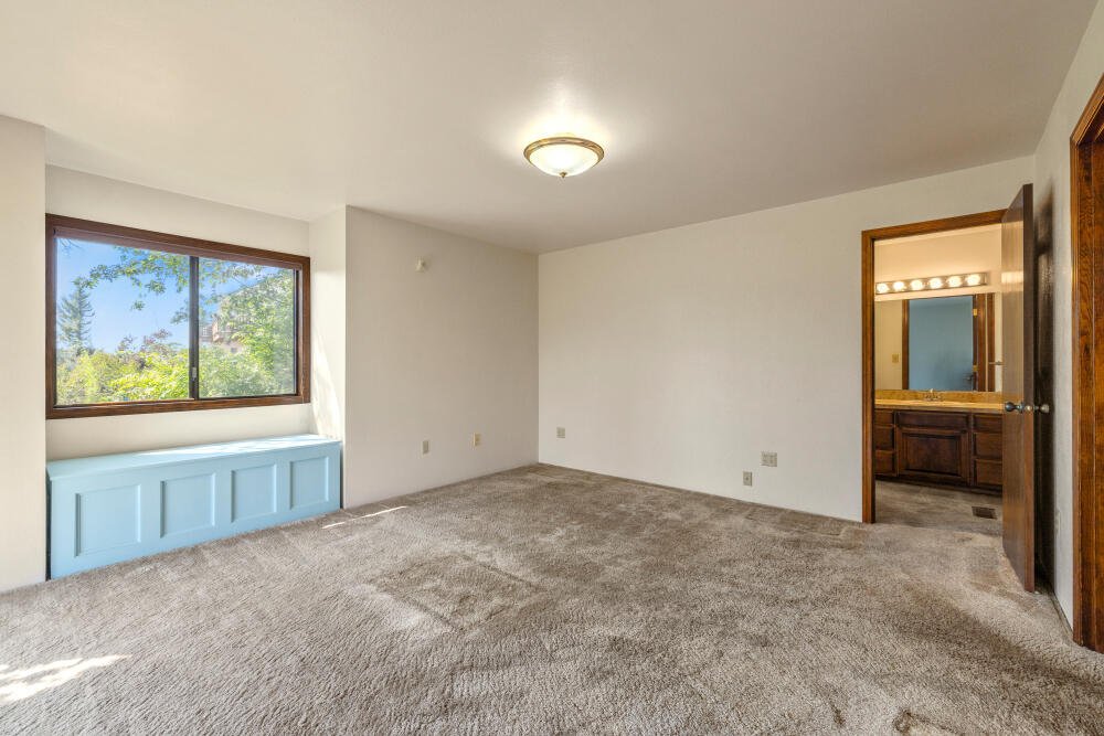 Klamath Falls -Nob Hill - Residential