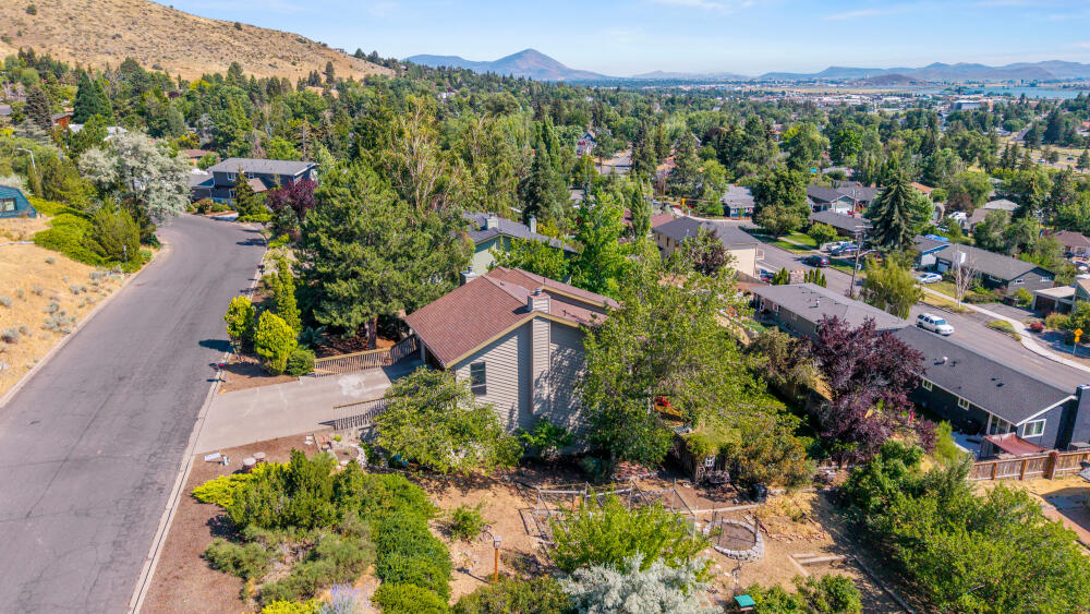Klamath Falls -Nob Hill - Residential