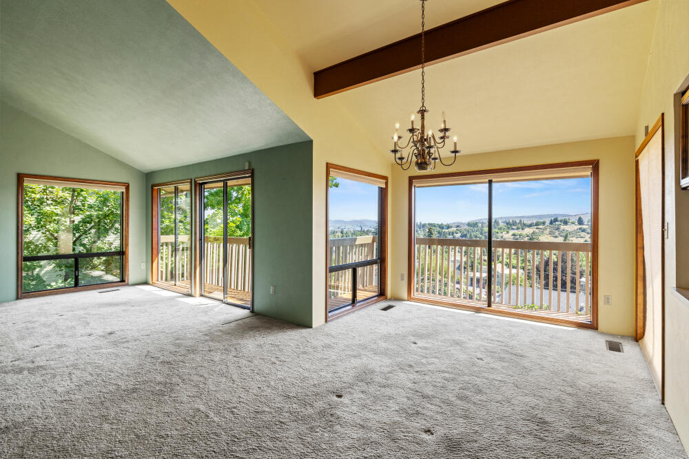 Klamath Falls -Nob Hill - Residential