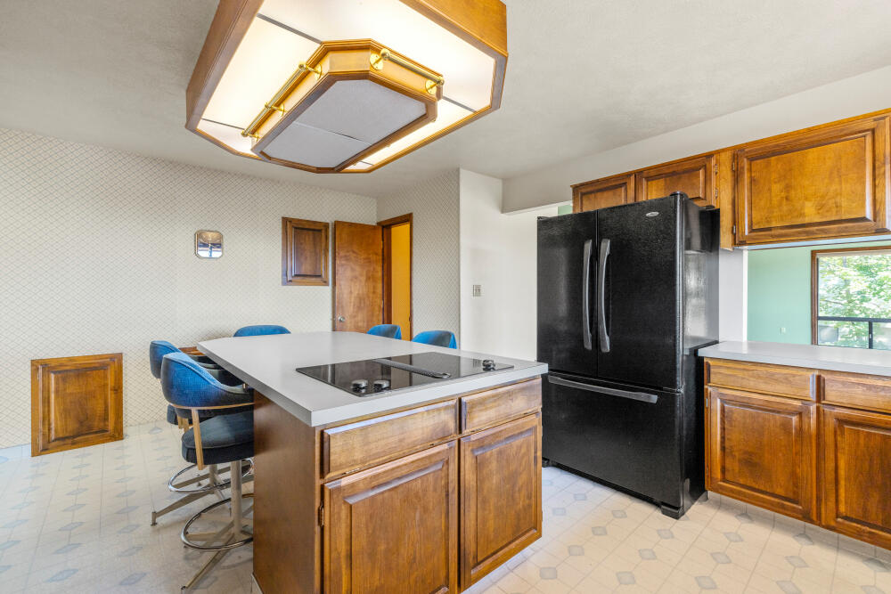 Klamath Falls -Nob Hill - Residential