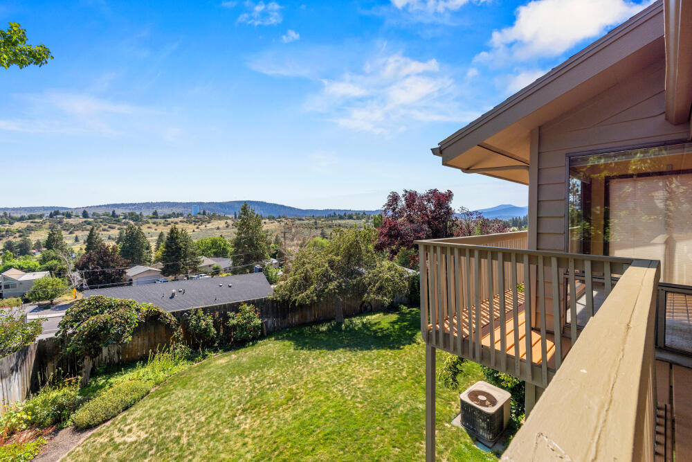 Klamath Falls -Nob Hill - Residential