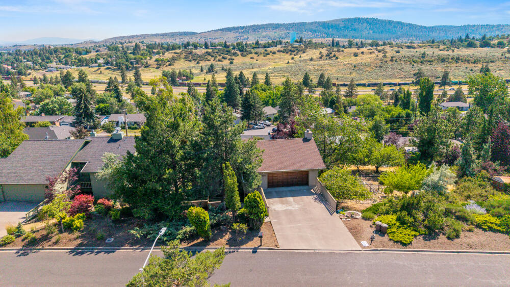 Klamath Falls -Nob Hill - Residential