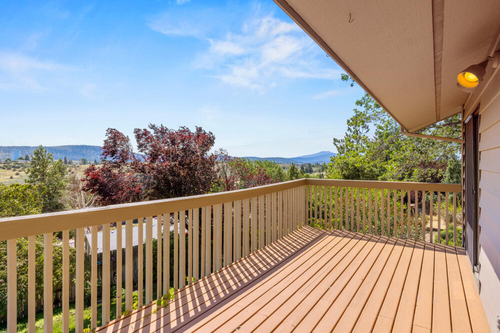 Klamath Falls -Nob Hill - Residential