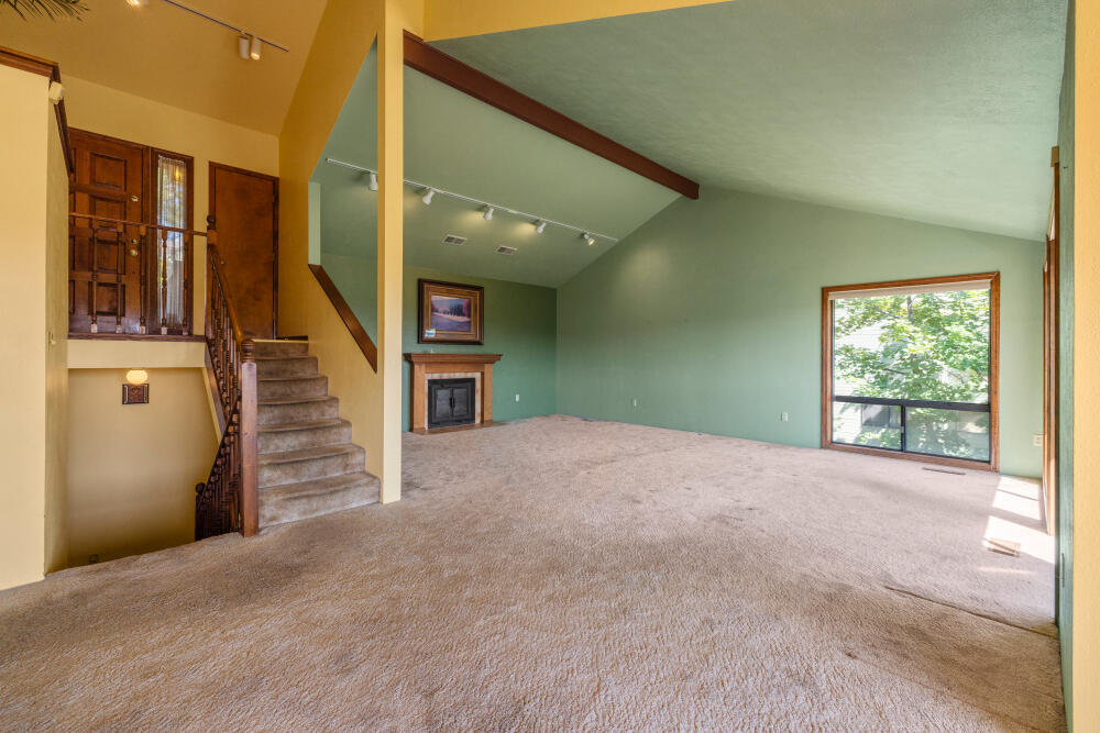 Klamath Falls -Nob Hill - Residential